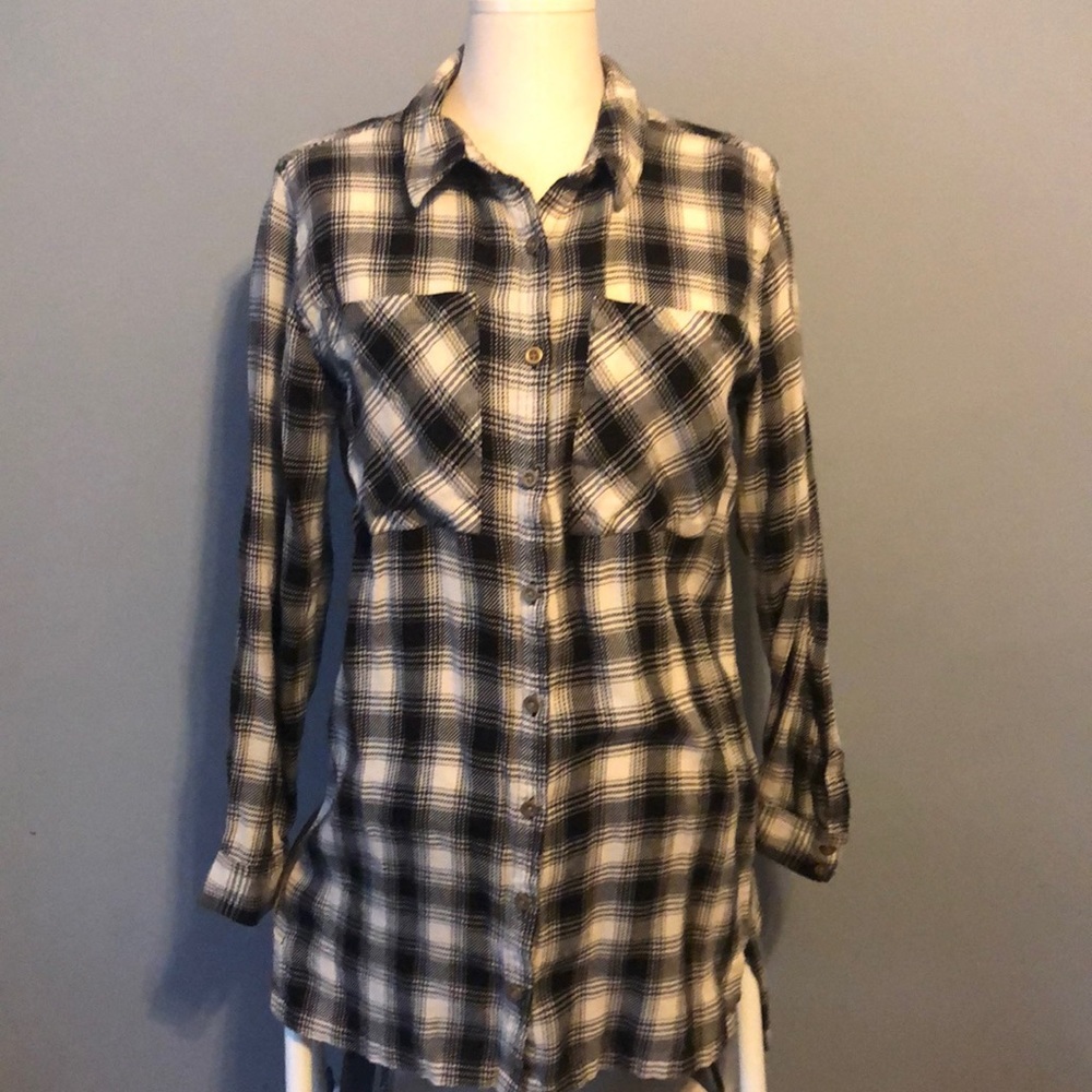 Long black and cream plaid flannel shirt.